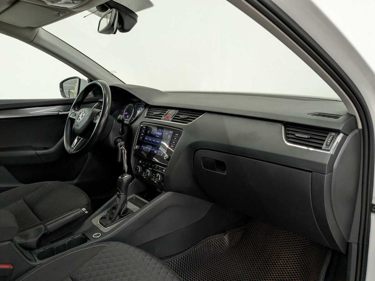Skoda Octavia, 2017 Фото №11