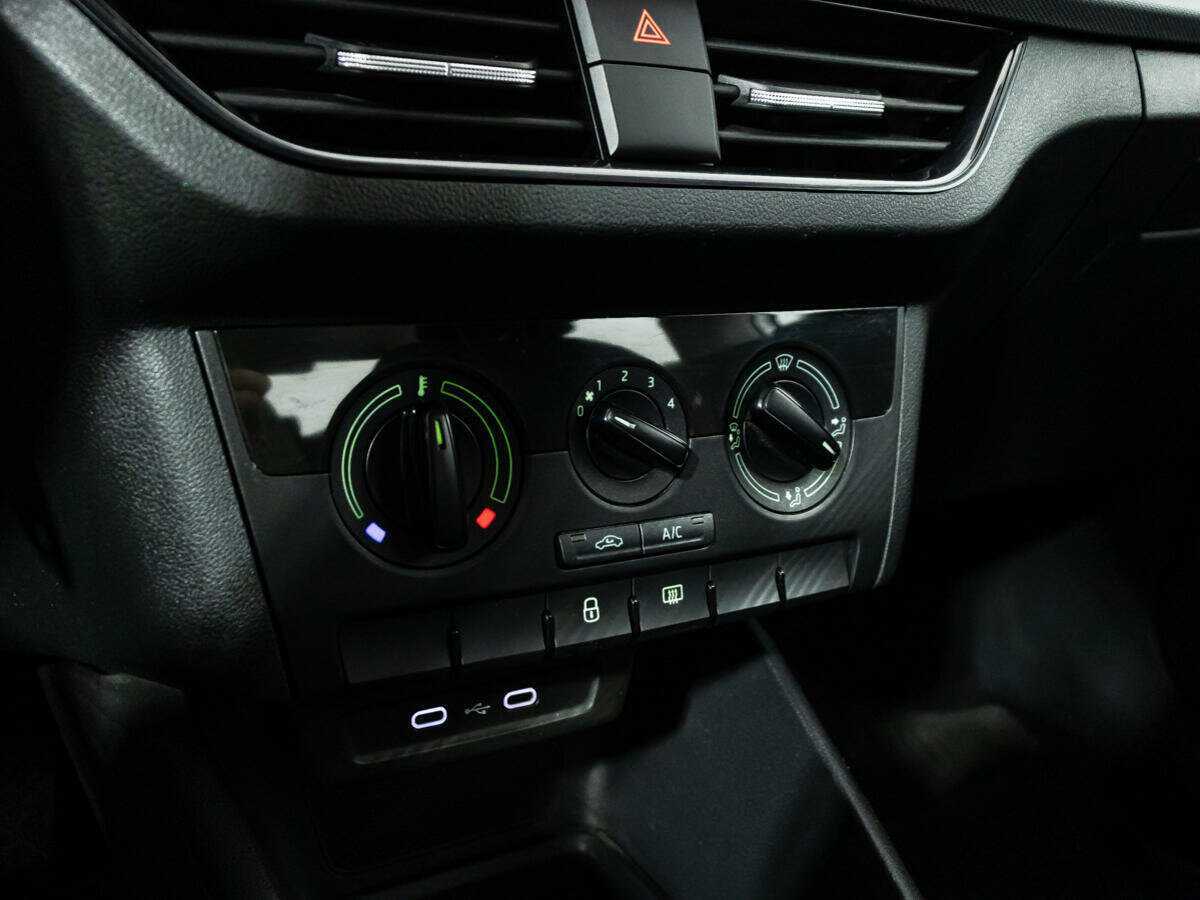 Skoda Rapid, 2021 Фото №16