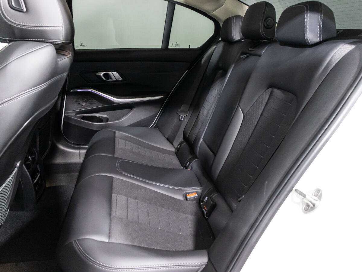 BMW 3 серии 318d, 2020 Фото №10