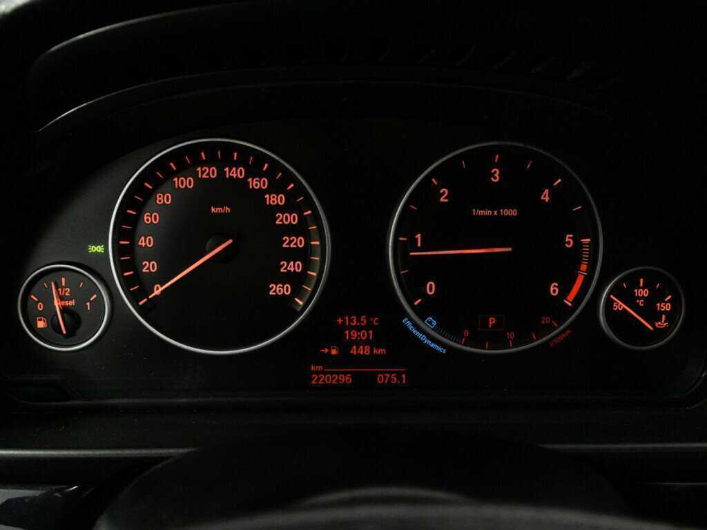 BMW 5 серии 520d, 2013 Фото №11