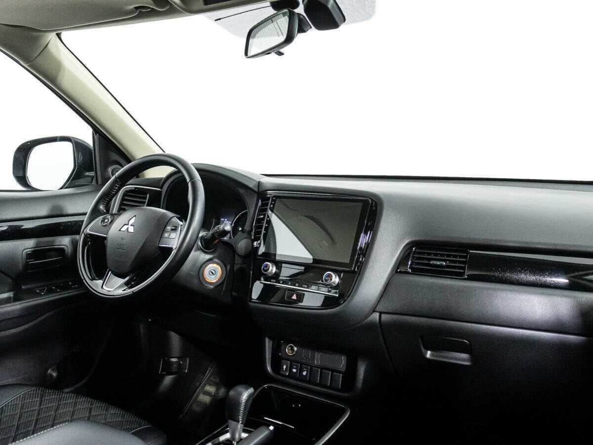 Mitsubishi Outlander, 2021 - 94 276 км. | Фото №7