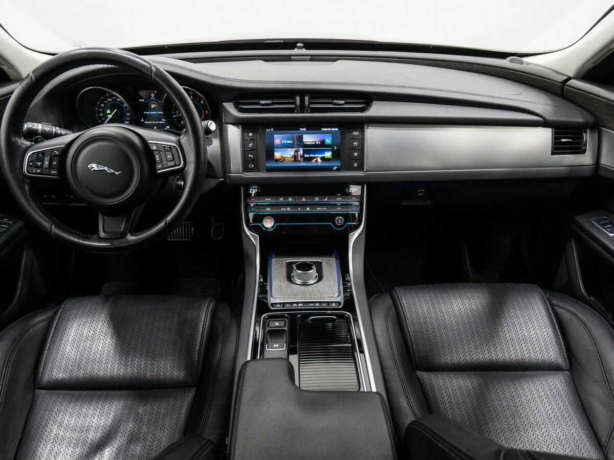 Jaguar XF, 2016 Фото №11