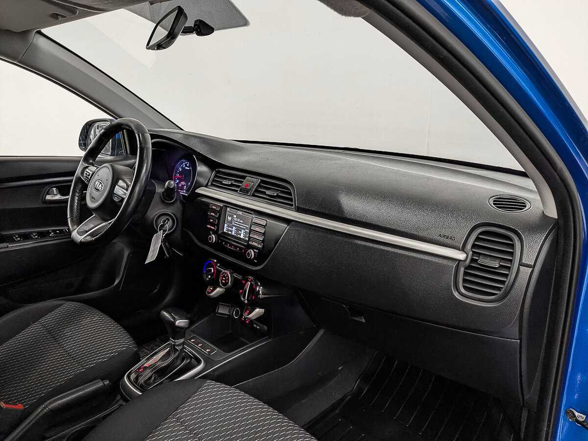 Kia Rio X-Line, 2020 Фото №11