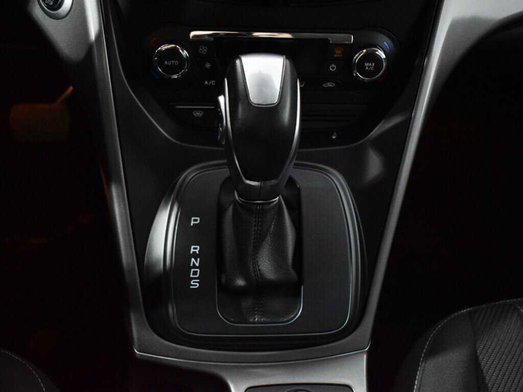 Ford Kuga, 2015 Фото №11