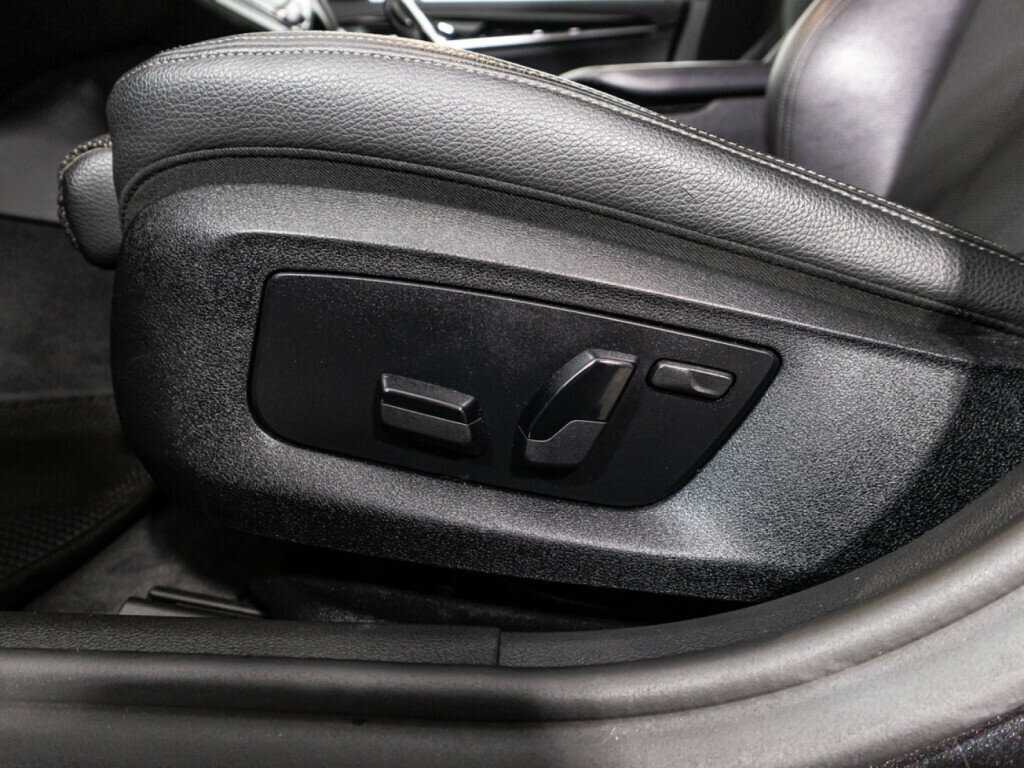 BMW 5 серии 520d, 2019 Фото №17