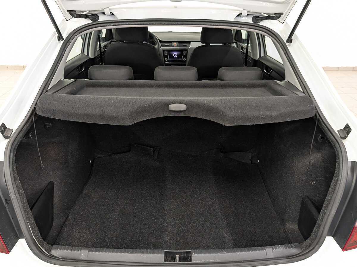 Skoda Rapid, 2017 Фото №10