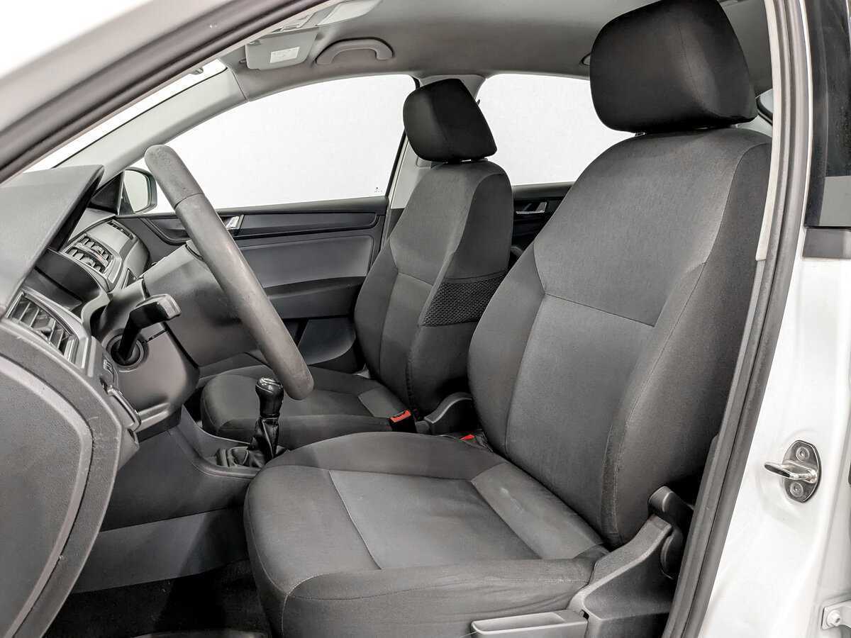 Skoda Rapid, 2017 Фото №20