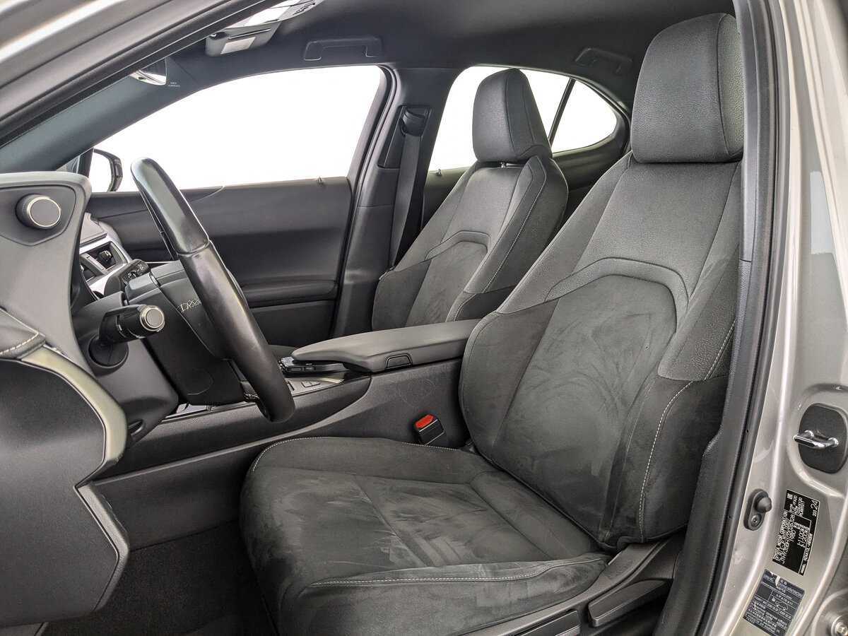 Lexus UX 200, 2020 Фото №20