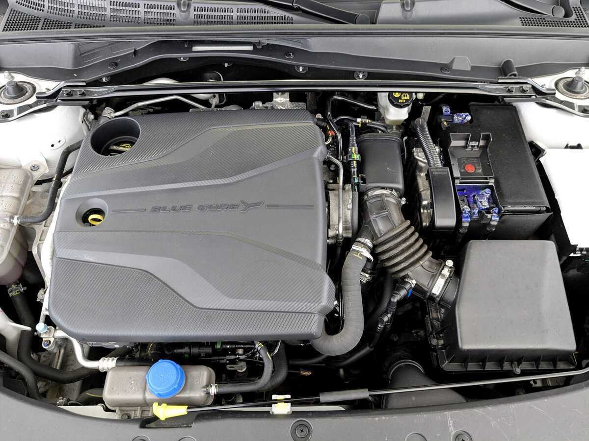 Changan UNI-V, 2023 Фото №9