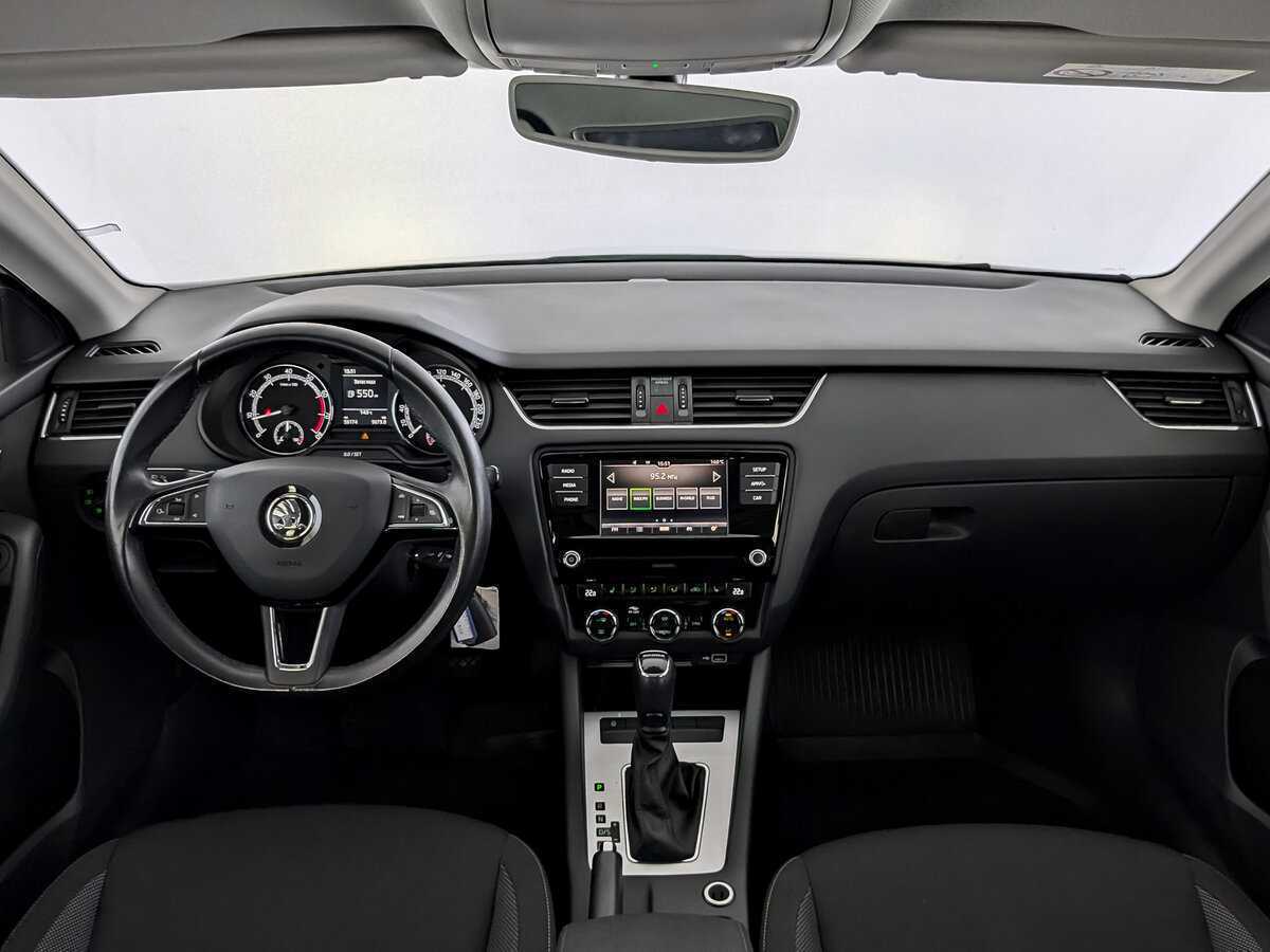 Skoda Octavia, 2018 Фото №14