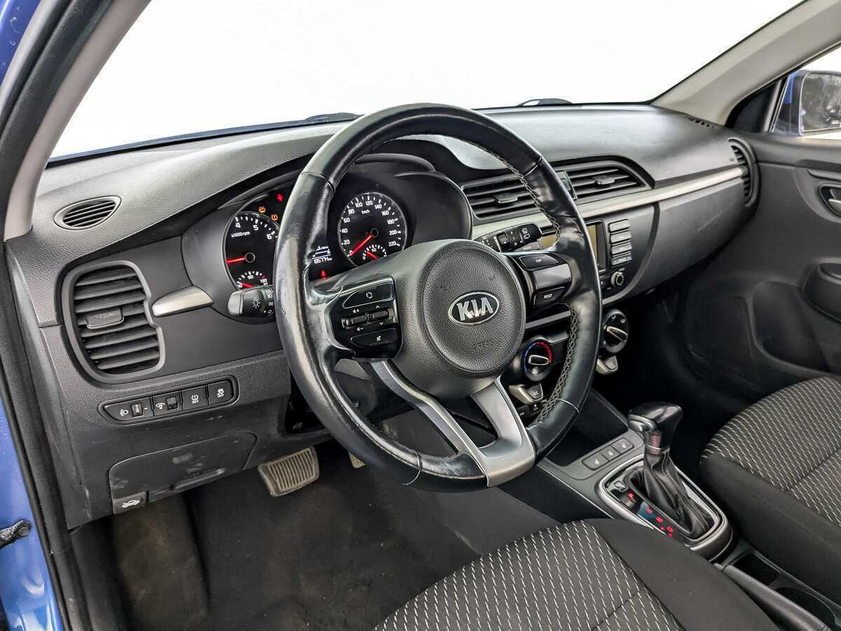 Kia Rio X-Line, 2020 Фото №16
