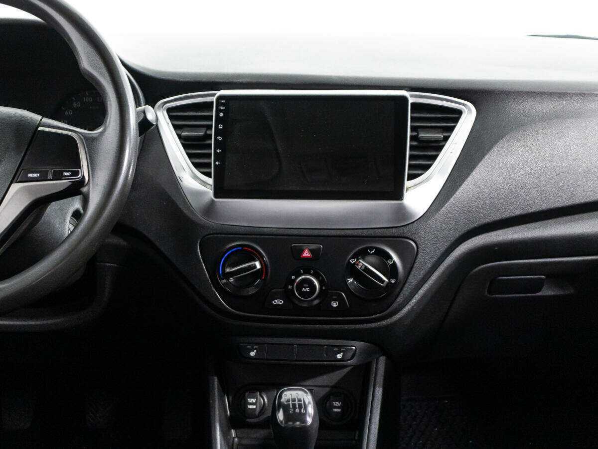 Hyundai Solaris, 2017 Фото №14