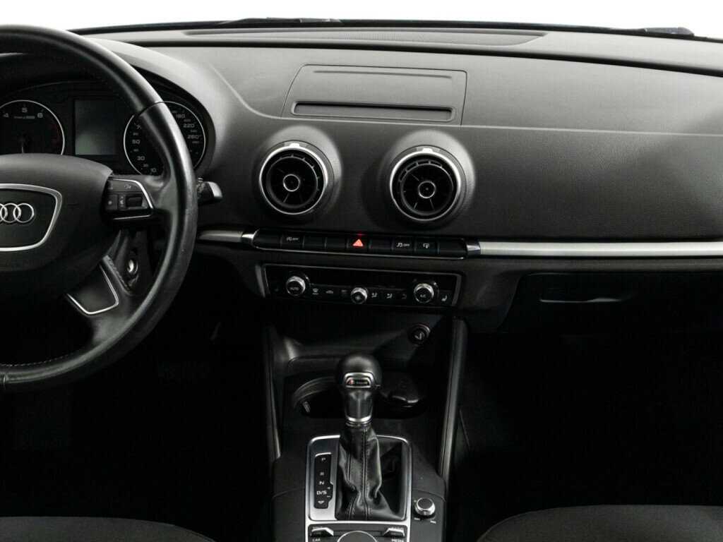 Audi A3 Sportback, 2014 Фото №14