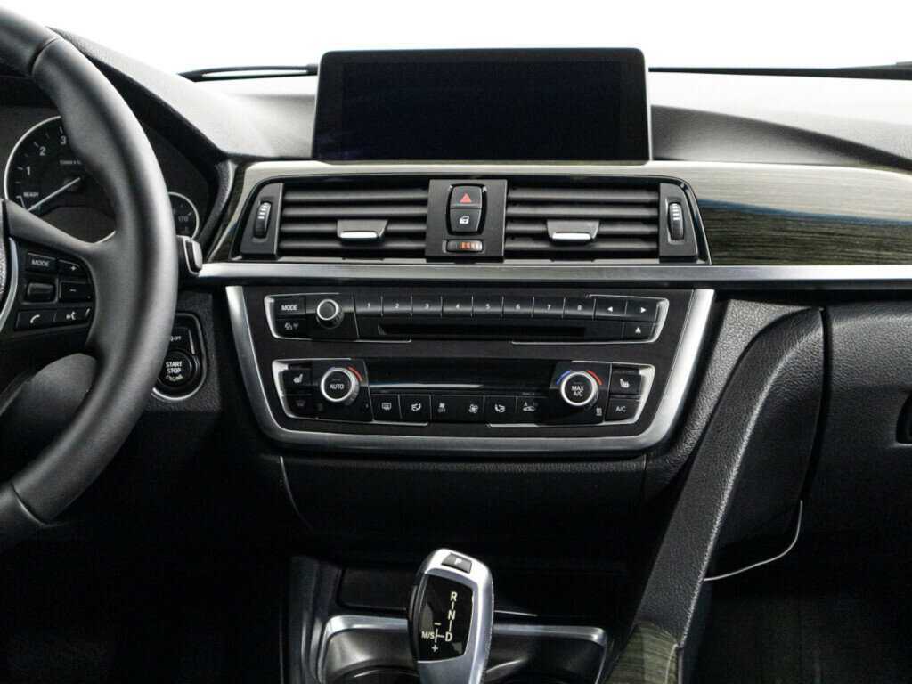 BMW 3 серии 328i xDrive, 2012 Фото №14