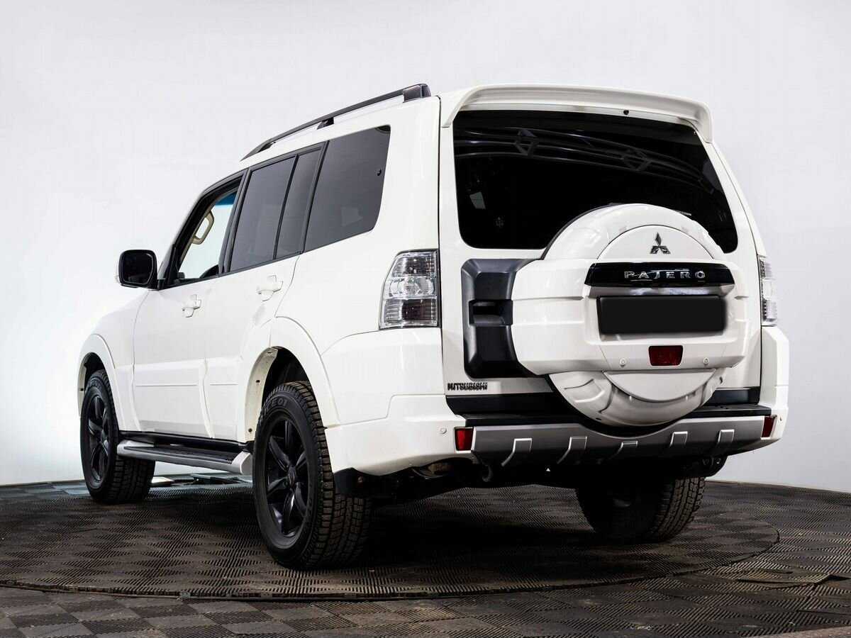Mitsubishi Pajero, 2013 - 201 300 км. | Фото №4