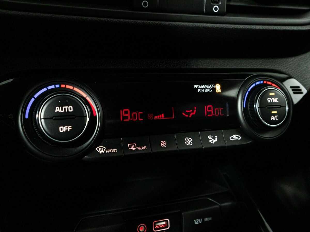 Kia Cerato, 2018 Фото №15