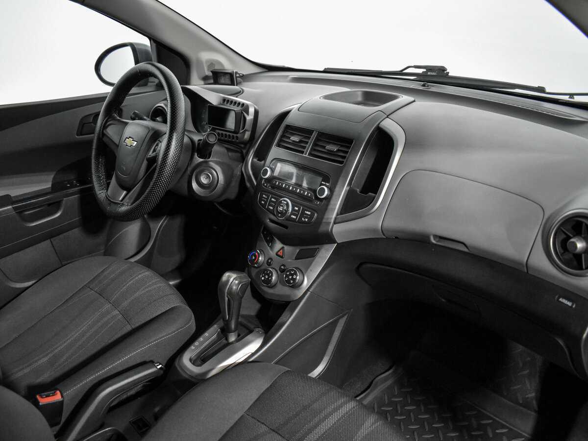 Chevrolet Aveo, 2014 Фото №14
