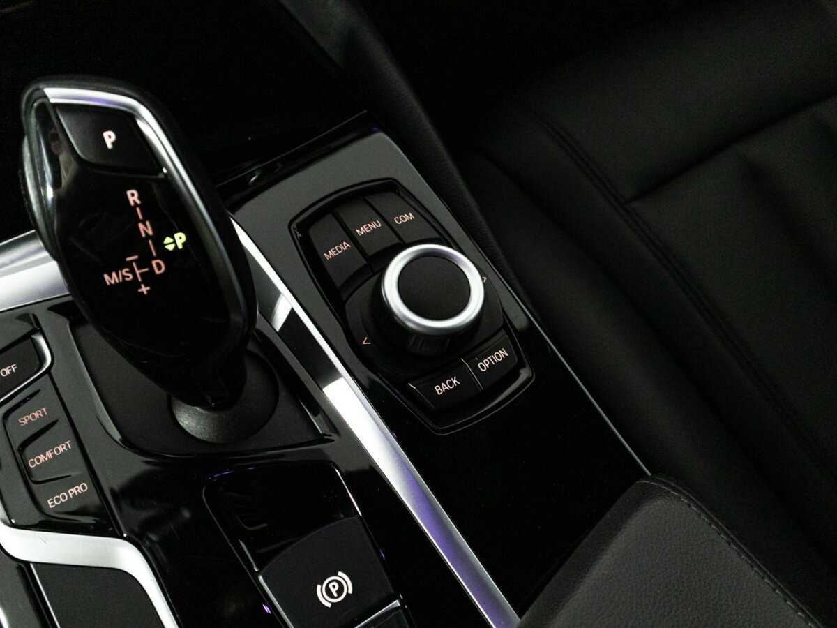 BMW 5 серии 520i, 2018 Фото №20