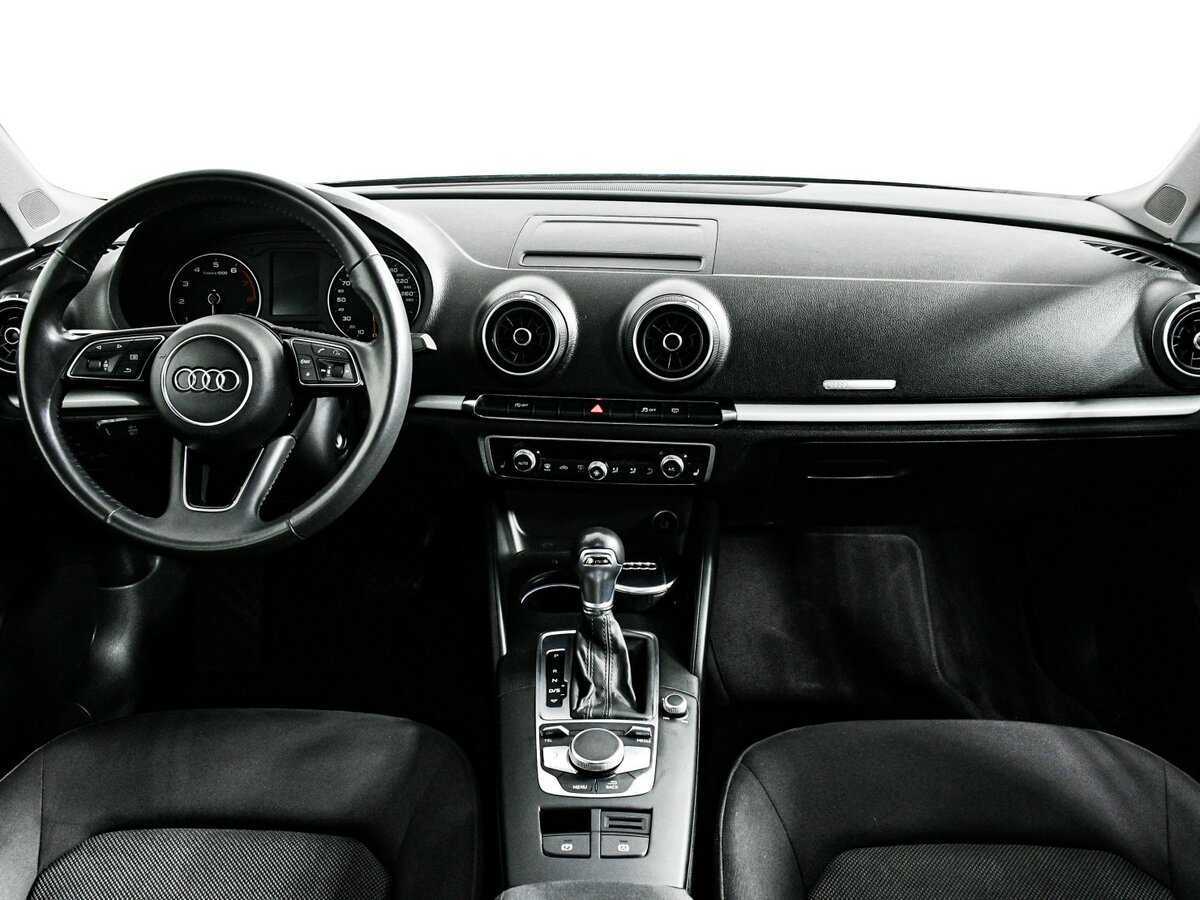 Audi A3, 2018 Фото №11