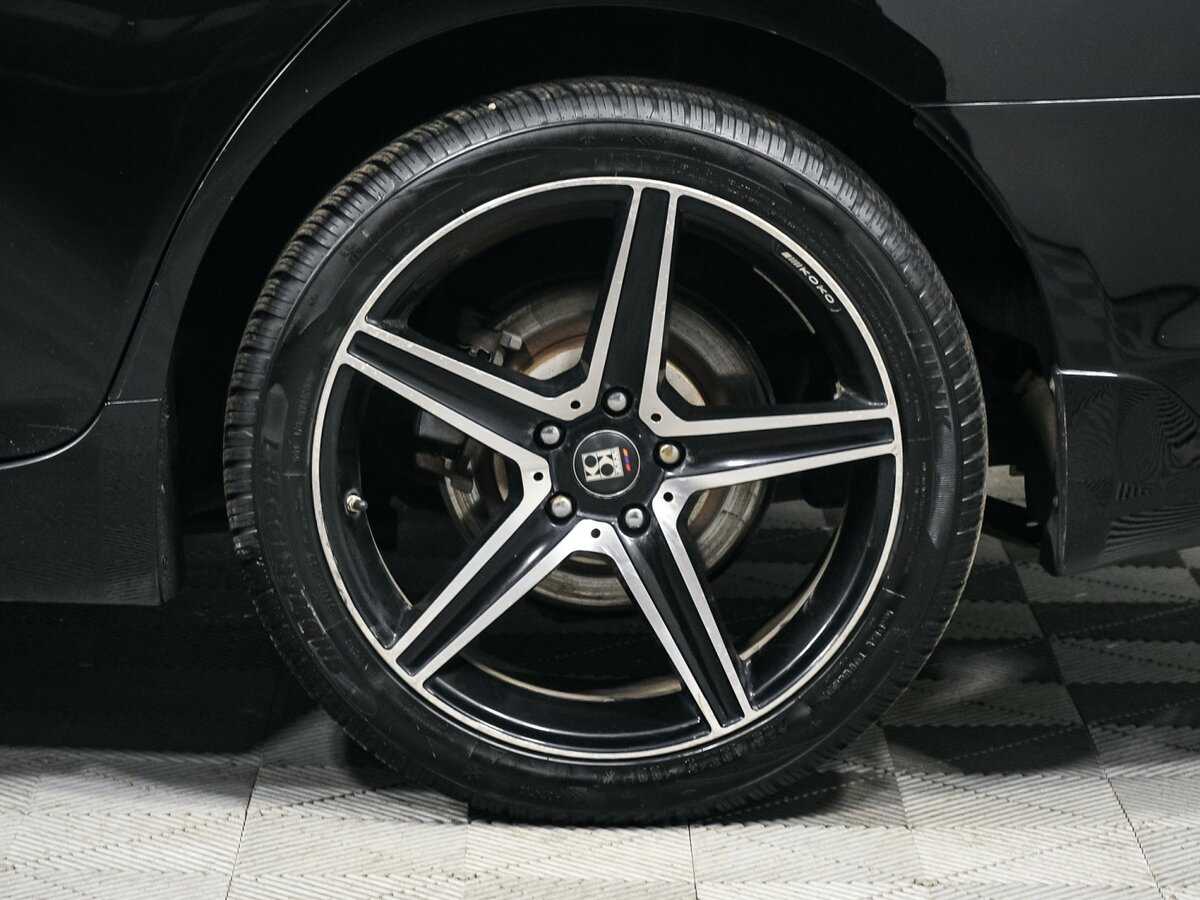 Infiniti Q70, 2016 Фото №12