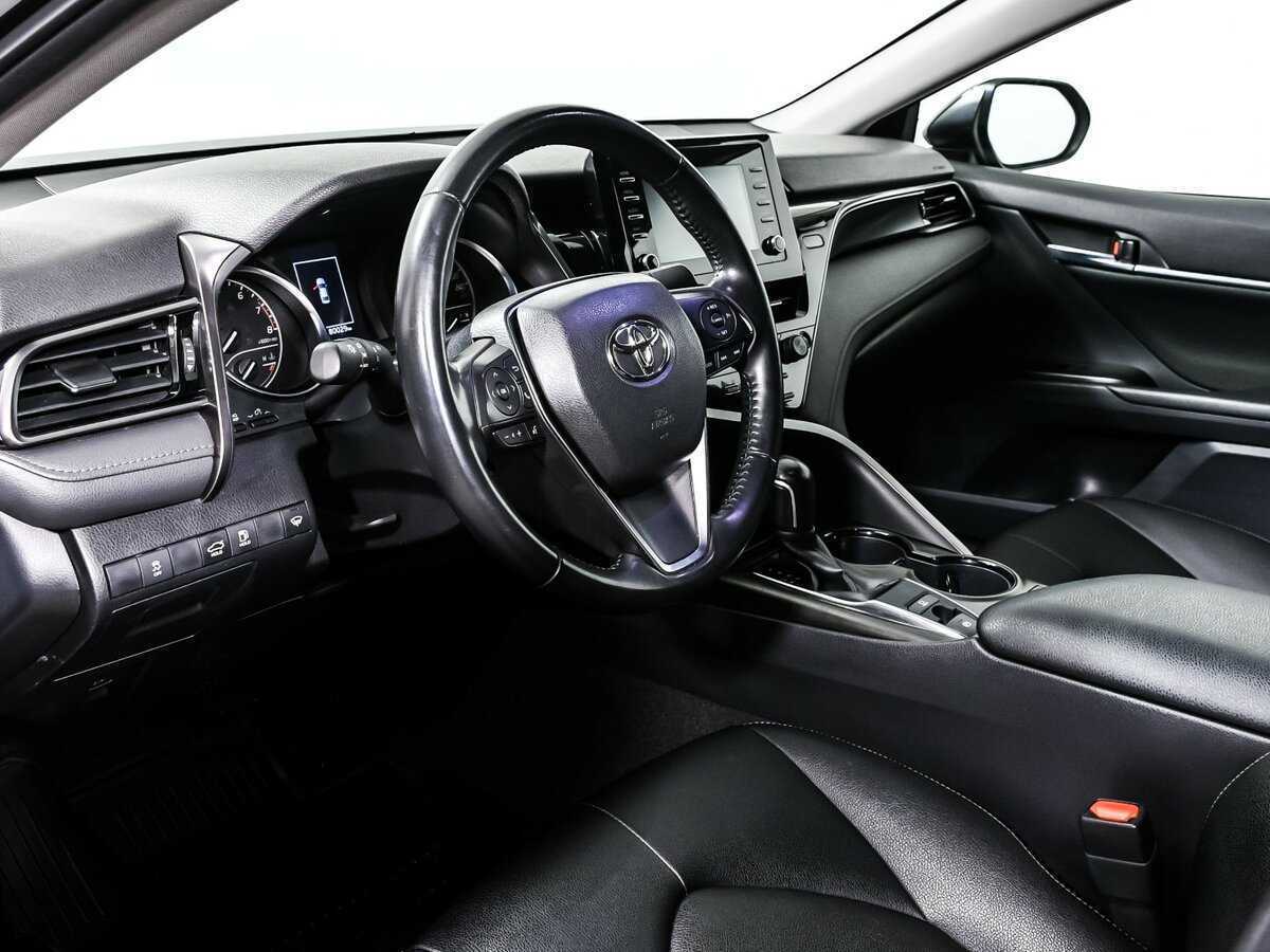 Toyota Camry, 2022 Фото №12
