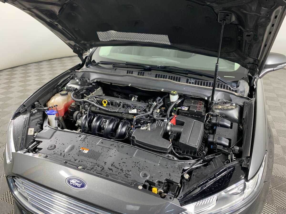 Ford Mondeo, 2017 Фото №11