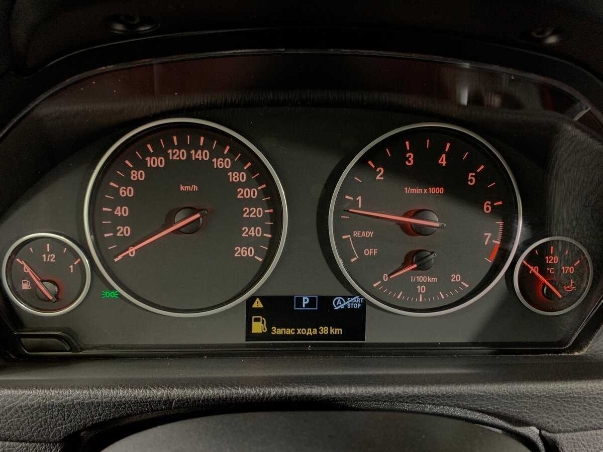 BMW 3 серии 320i xDrive, 2017 Фото №12