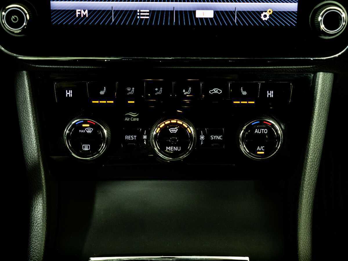 Skoda Superb, 2018 Фото №15