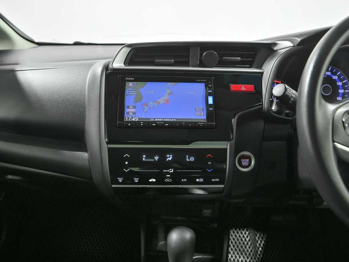 Honda Fit, 2016 Фото №9