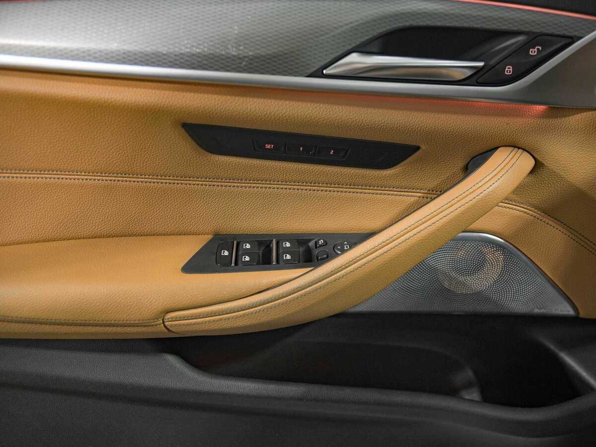 BMW 5 серии 520d, 2017 Фото №13