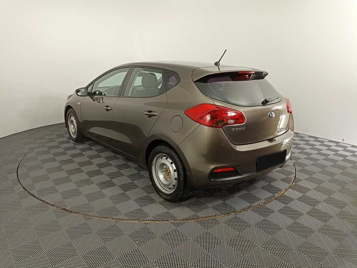 Kia Ceed, 2012 Фото №7
