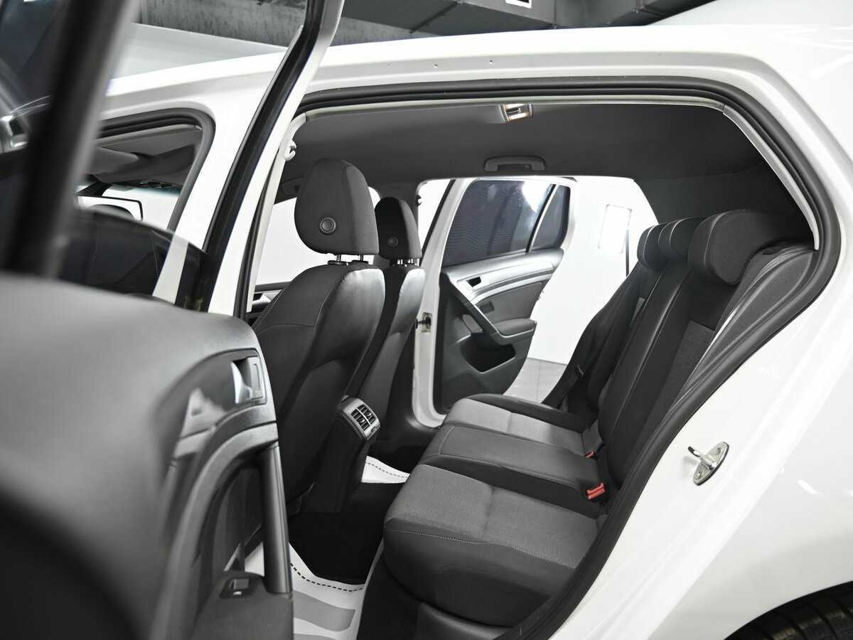 Volkswagen Golf, 2013 Фото №14