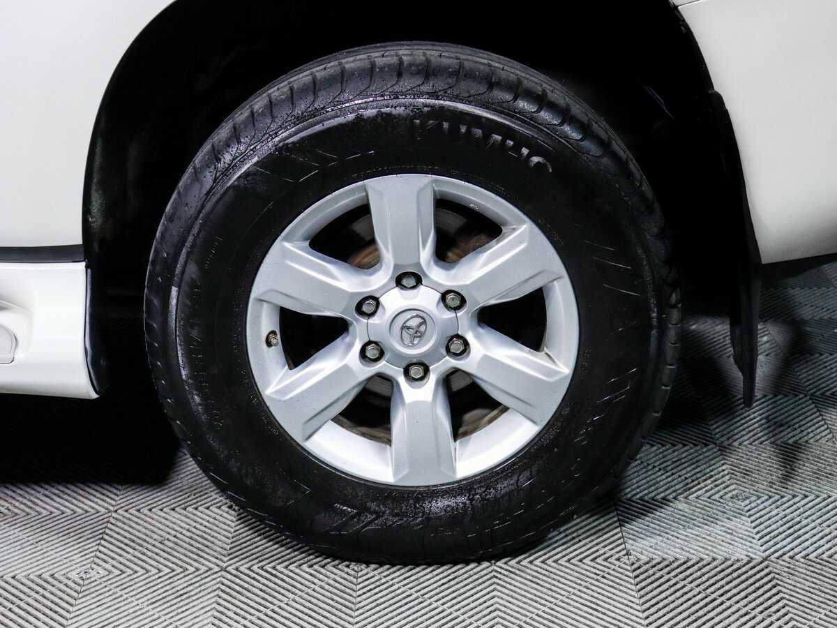 Toyota Land Cruiser Prado, 2014 Фото №12