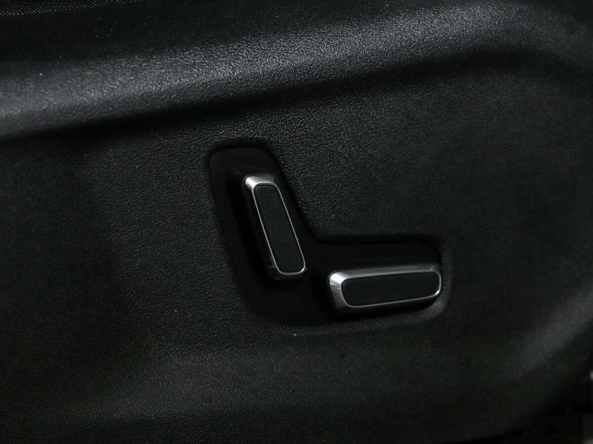 Geely Monjaro, 2022 Фото №18