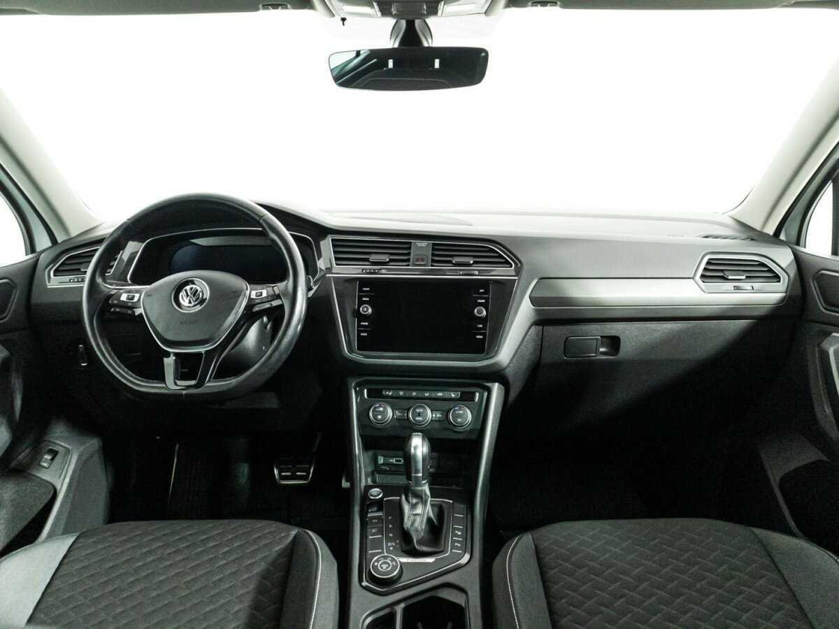 Volkswagen Tiguan, 2018 Фото №13