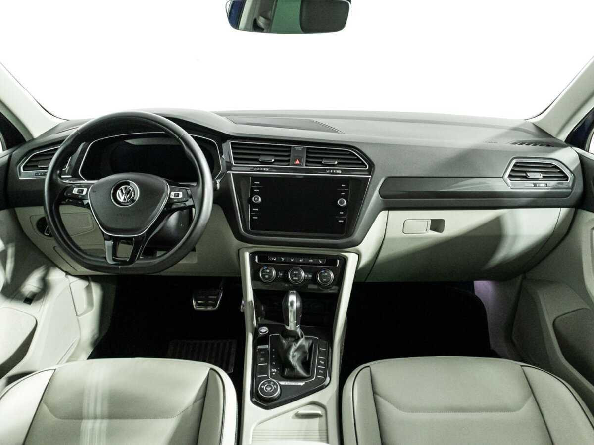 Volkswagen Tiguan, 2018 Фото №13