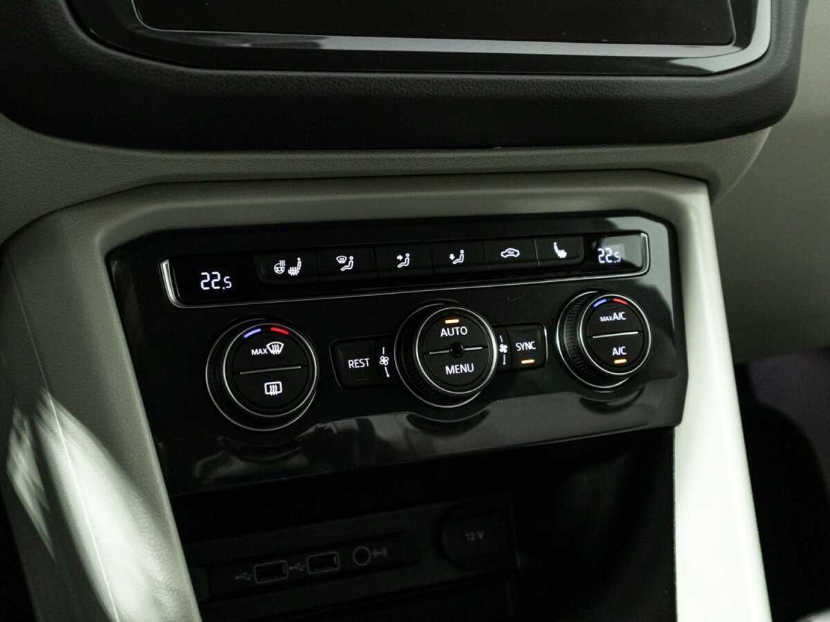 Volkswagen Tiguan, 2018 Фото №23