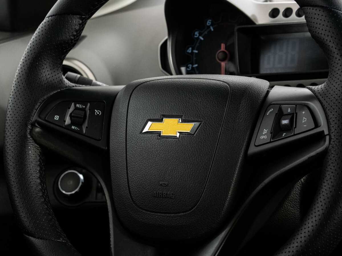 Chevrolet Aveo, 2013 Фото №13