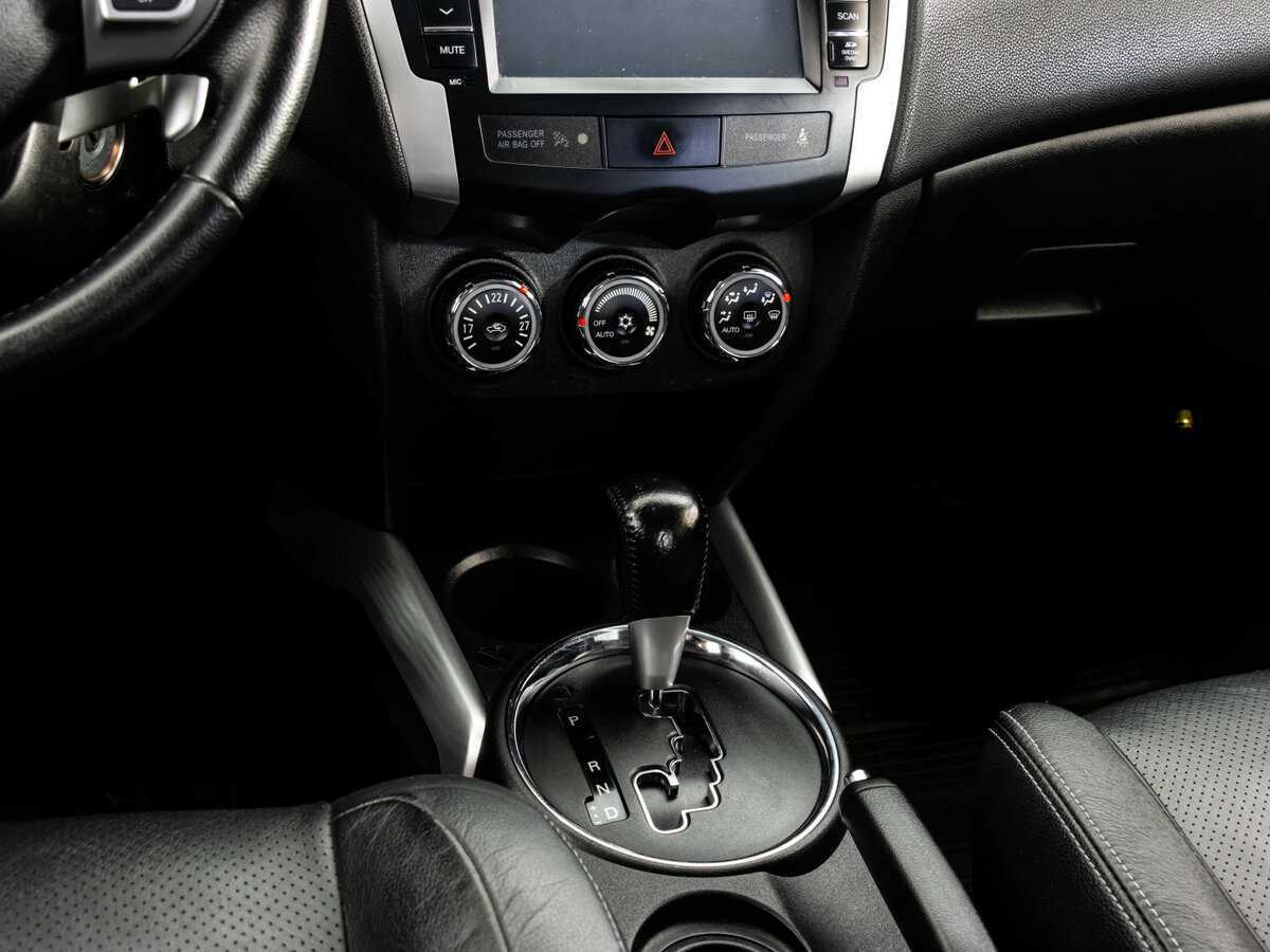 Mitsubishi ASX, 2012 Фото №12