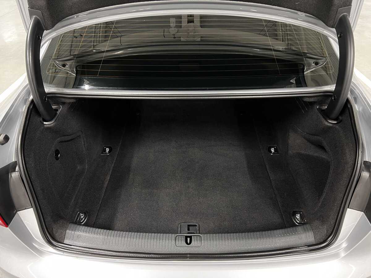 Audi A4, 2016 Фото №10