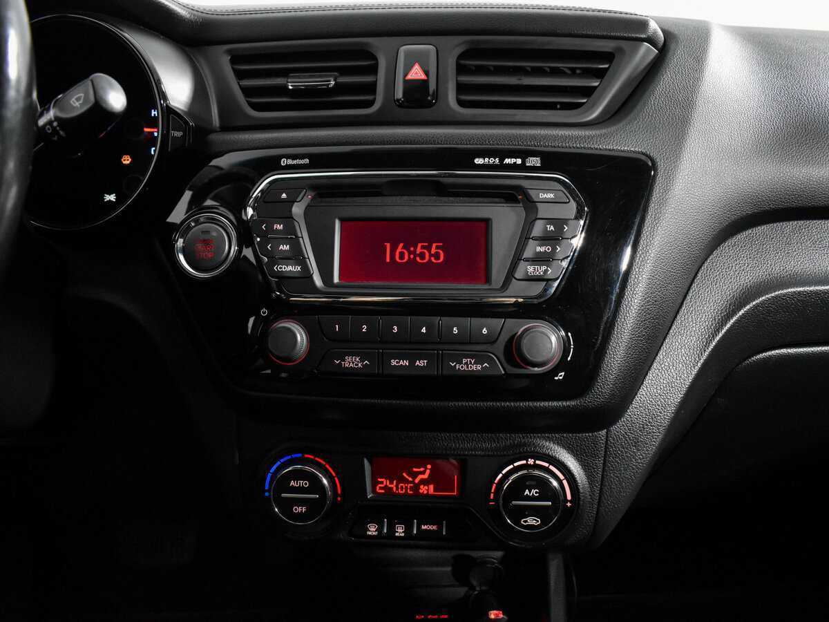 Kia Rio 4-speed, 2013 Фото №17