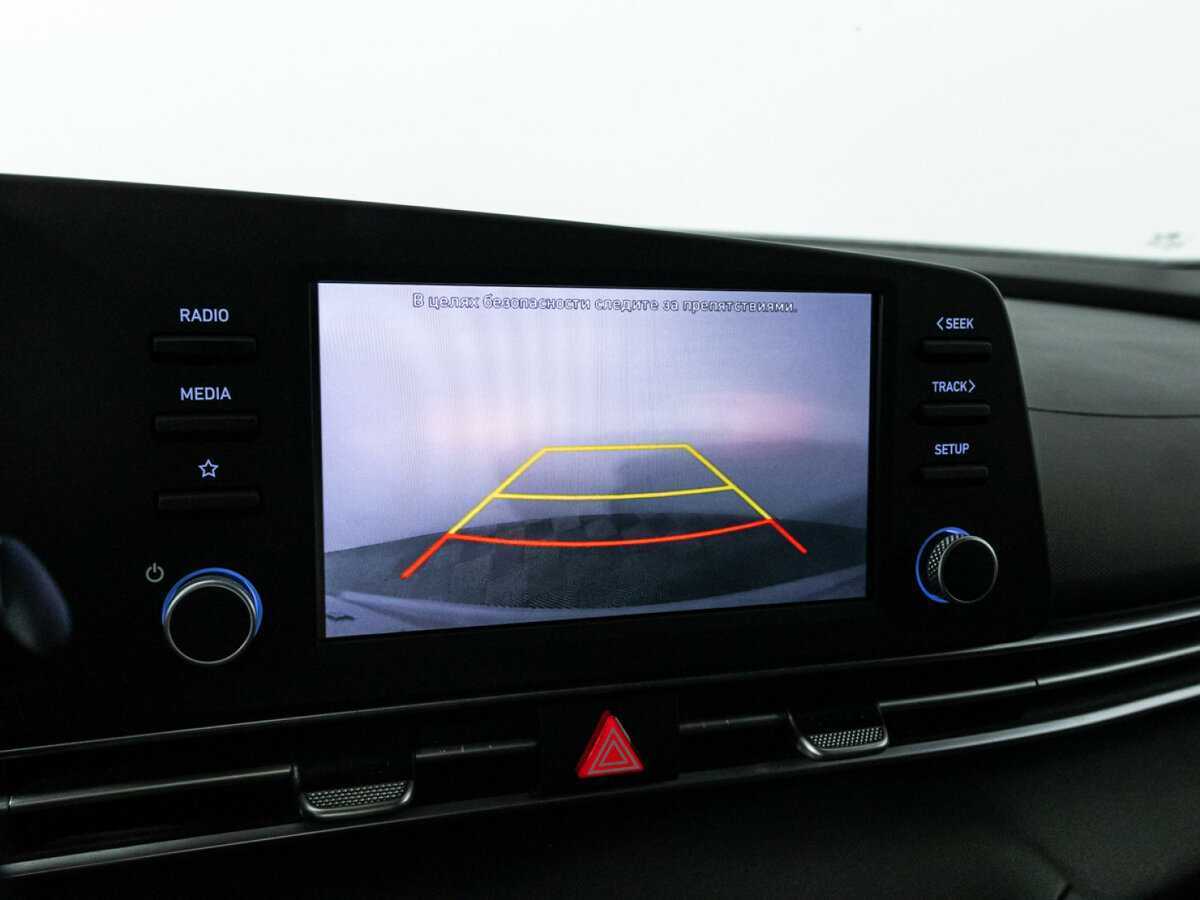 Hyundai Elantra, 2021 Фото №16