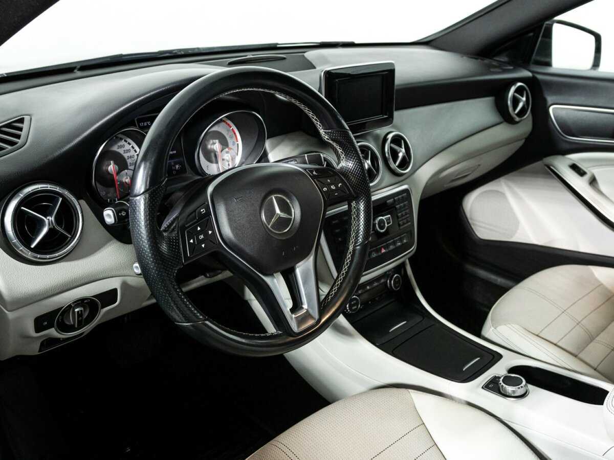Mercedes-Benz CLA 200, 2014 Фото №10