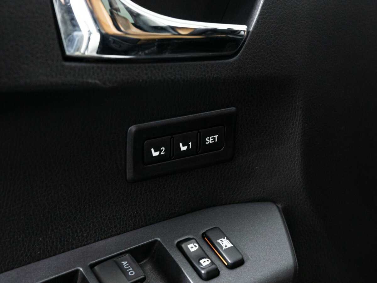 Toyota RAV4, 2019 Фото №17