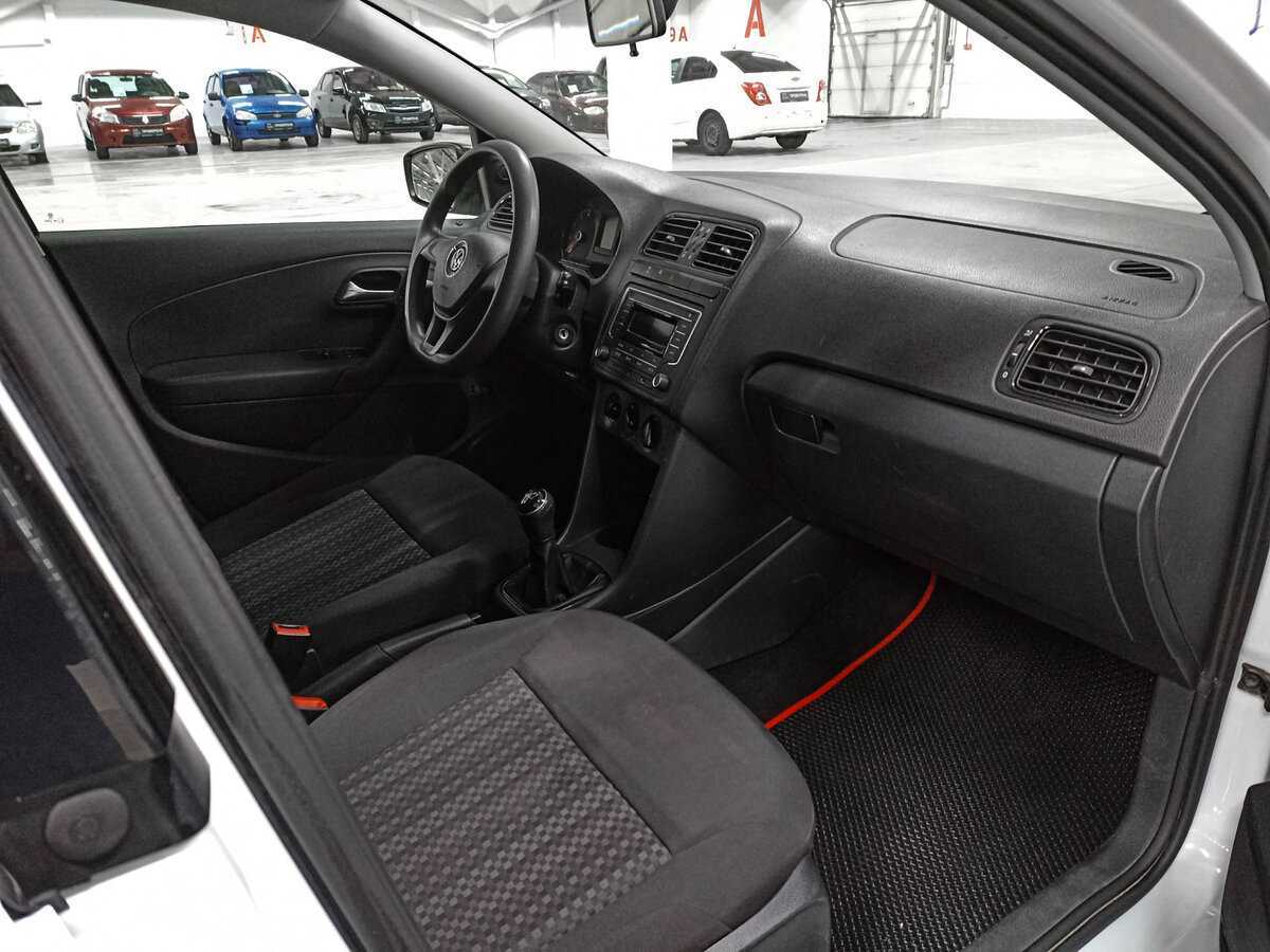 Volkswagen Polo, 2019 Фото №10