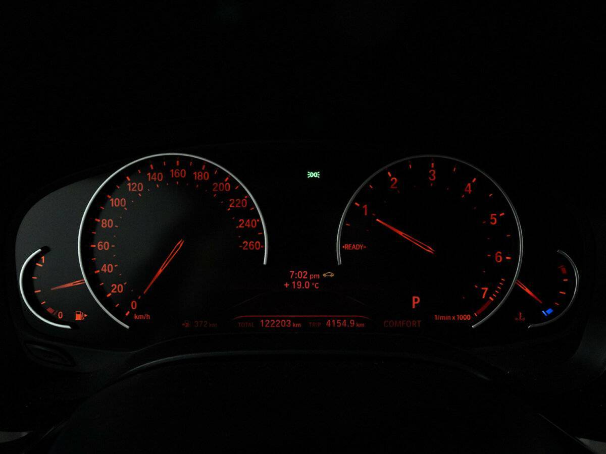 BMW 5 серии 520i, 2017 Фото №12