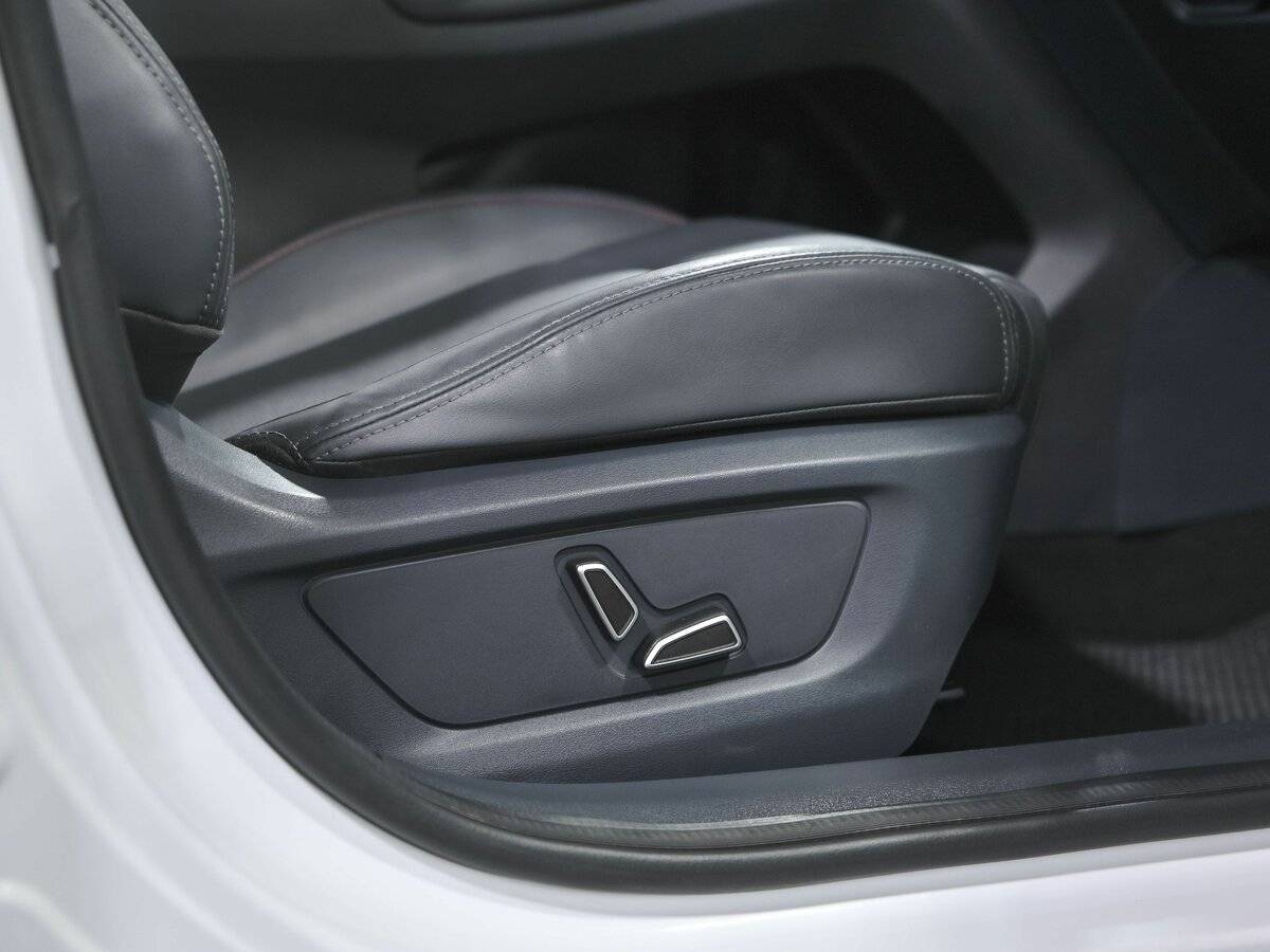 Changan UNI-T, 2021 Фото №21