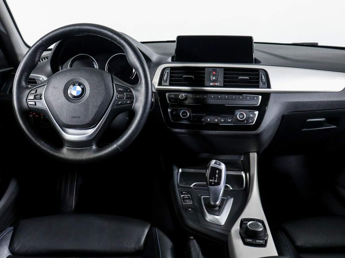BMW 1 серии 118i, 2018 Фото №10
