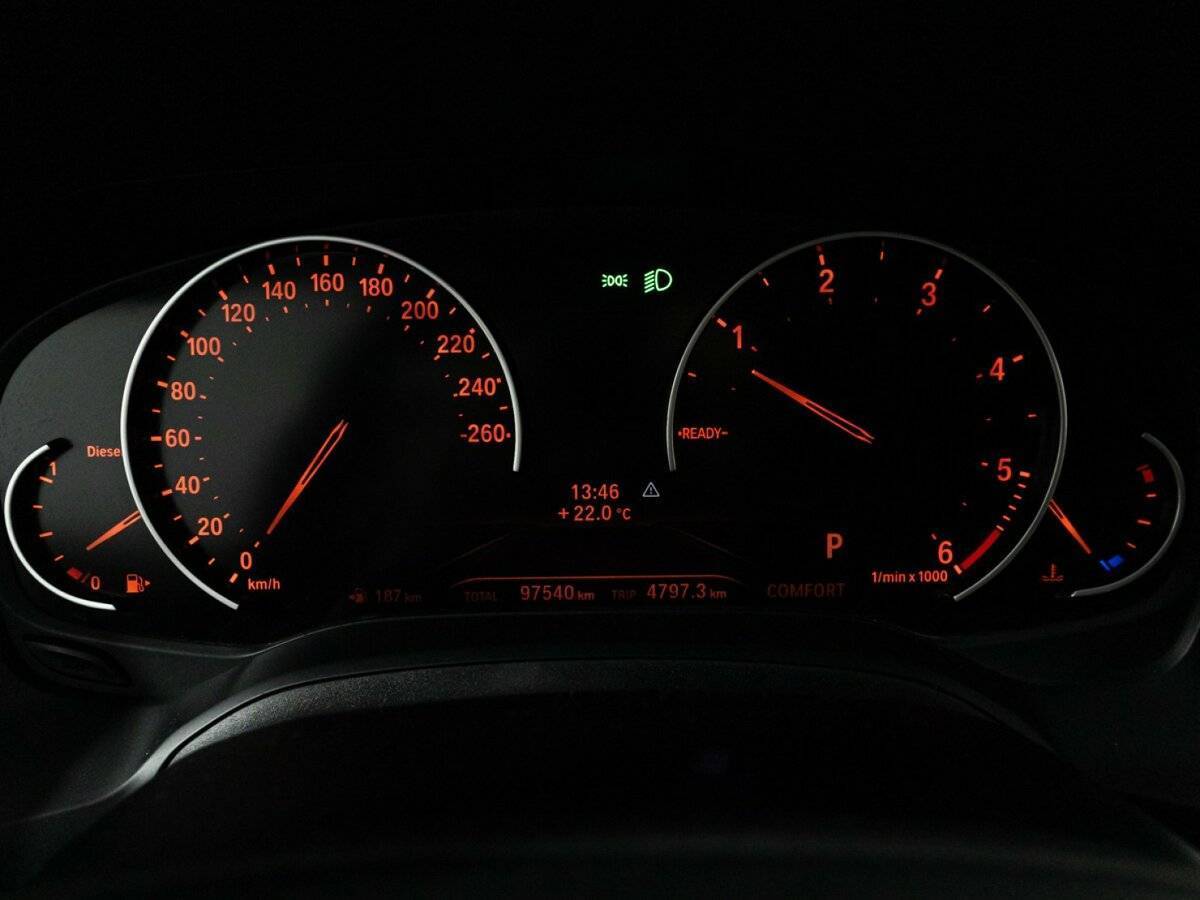 BMW 3 серии 318d, 2019 Фото №12