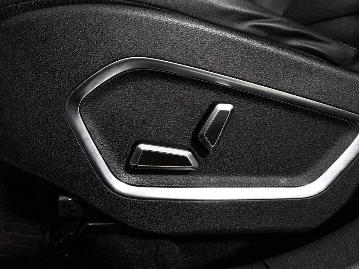 Geely Atlas Pro, 2023 Фото №21